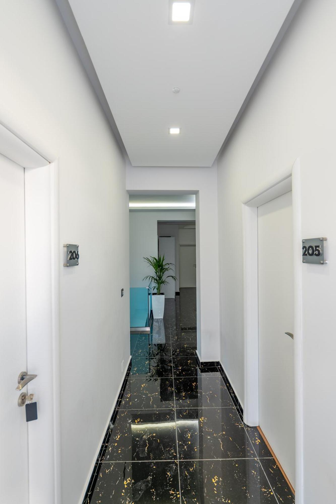 Hotel Myrtai - City Center Saranda Zewnętrze zdjęcie