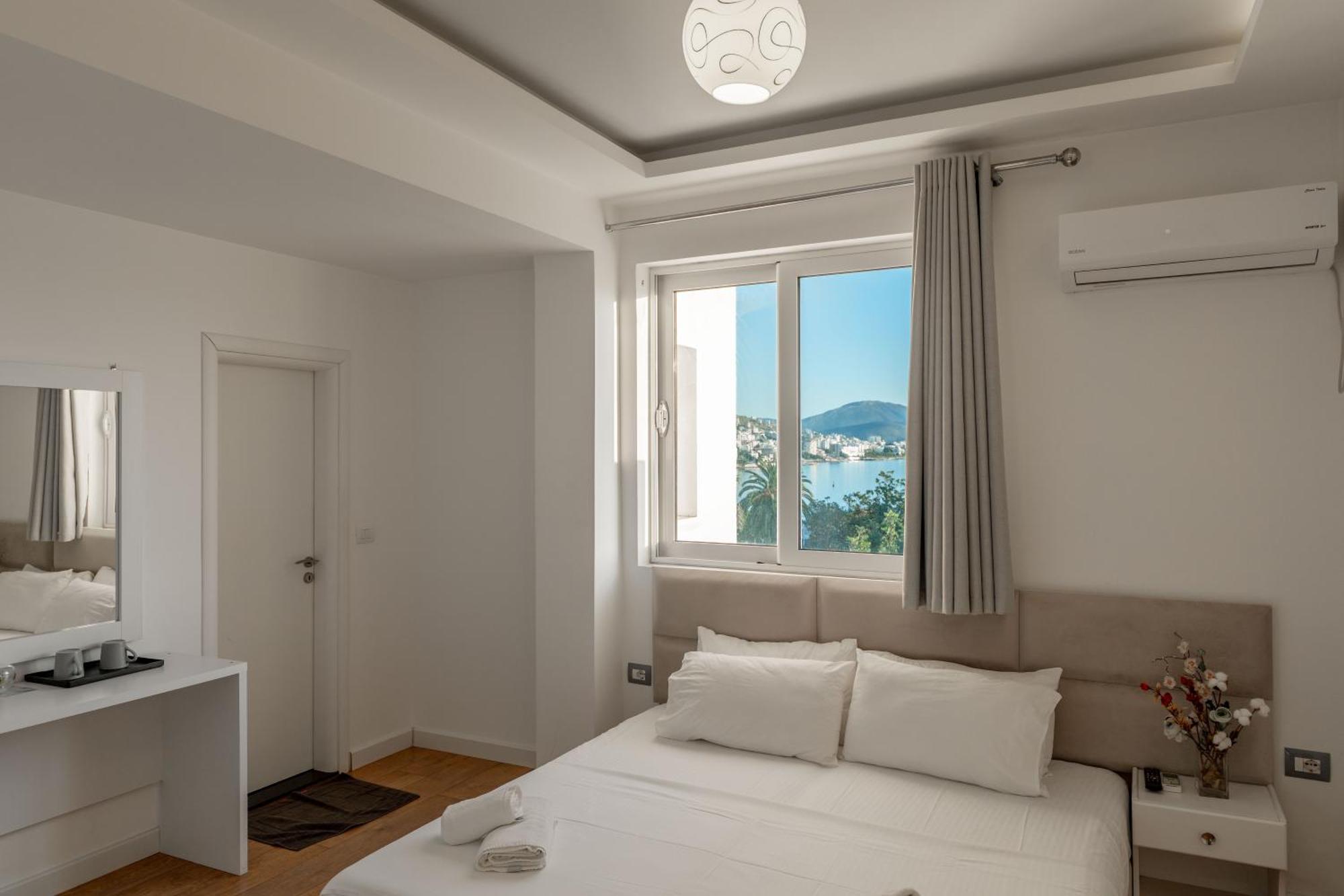 Hotel Myrtai - City Center Saranda Zewnętrze zdjęcie