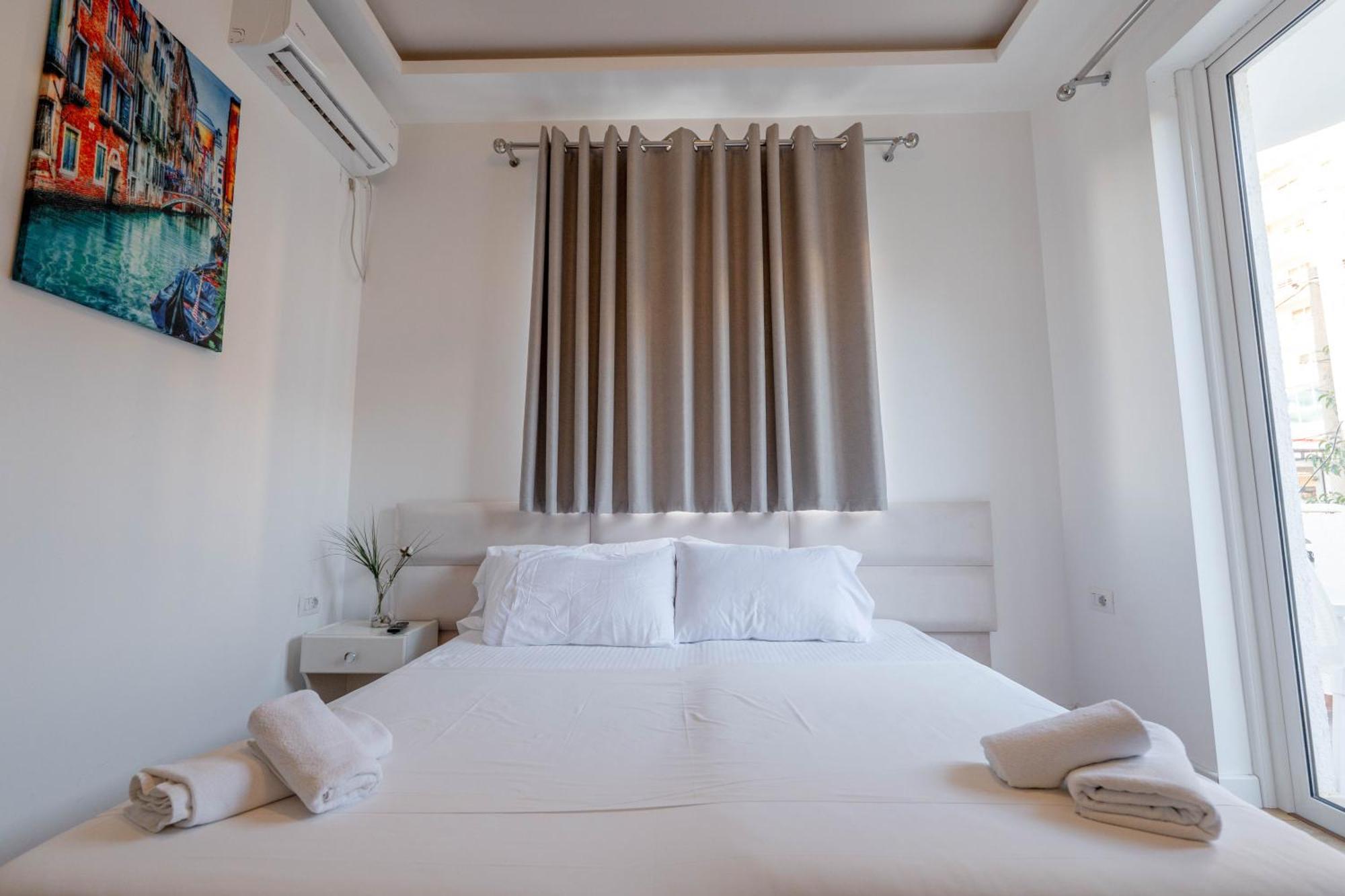 Hotel Myrtai - City Center Saranda Zewnętrze zdjęcie