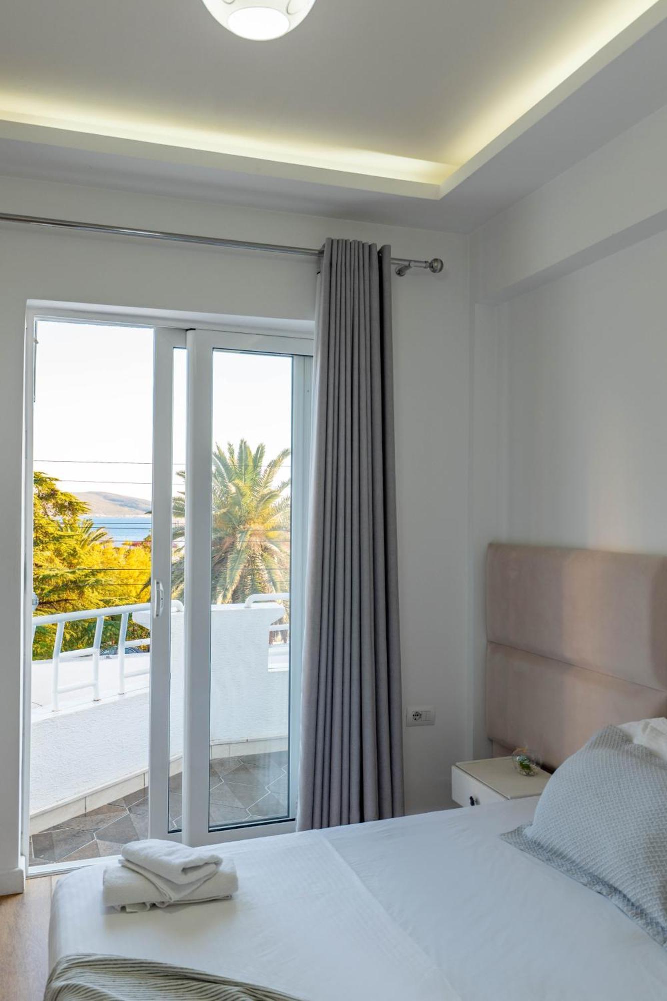 Hotel Myrtai - City Center Saranda Zewnętrze zdjęcie