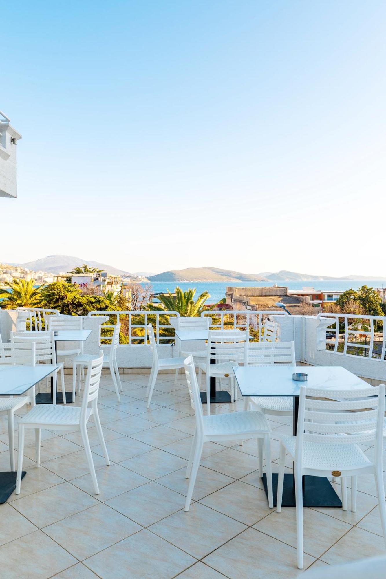 Hotel Myrtai - City Center Saranda Zewnętrze zdjęcie